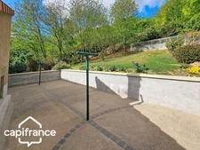House – 91 m² (980 sq ft) – 3 Bedrooms – Garage and Outbuildings – 2,989 m² (0.74-acre) Plot – Thouars