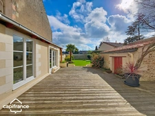 Maison 243 m² - Excellent état – 6 chambres – jardin, terrasse, garage – Thouars centre (79100)