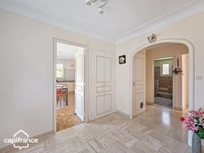 Maison 117 m² (DPE B) – 3 chambres – sous-sol, jardin 802 m², garage – Thouars centre à pied (79100)