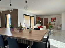 Maison contemporaire - 5 pièces - VITOT (27)