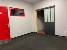 Dpt Meurthe et Moselle (54), à louer MAXEVILLE local d'activité / bureaux