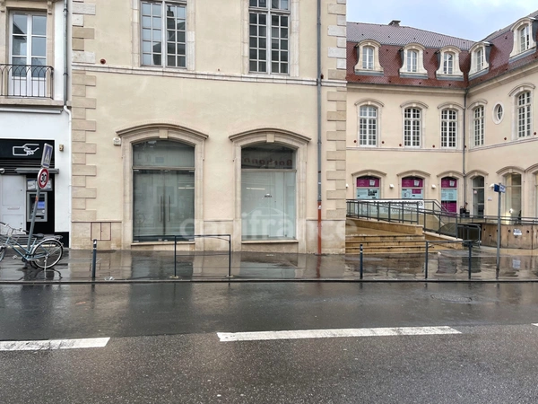 Dpt Meurthe et Moselle (54), à louer NANCY Local commercial 
