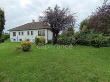 🌿 Maison traditionnelle semi plain-pied avec sous-sol complet – secteur proche Arras