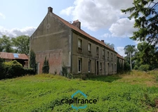 "Ancienne Ferme au Passé Historique – À Rénover avec Potentiel Authentique"