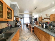 🏡 Spacieuse maison bourgeoise de 280 m² – Habitez et générez un revenu locatif avec 50 m² en plus !
