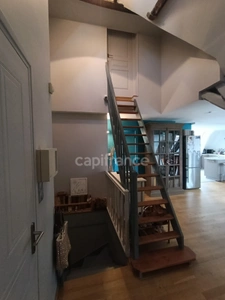 “? Rare à Arras : duplex de 124 m² dans un hôtel particulier du XVIIIᵉ siècle"