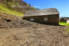  ESTAING (65), grange à rénover avec vue panoramique au coeur d'une vallée authentique.