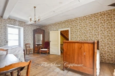 Viella, charming 7-room village house with great potential and panoramic views!