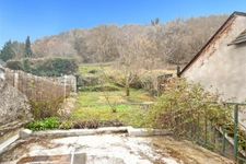 LUZ-SAINT-SAUVEUR (65), maison de village avec grand potentiel, 5 chambres, terrain et terrasse