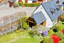 AUCUN (65),  maison de charme cosy T5 avec vue panoramique exceptionnelle !