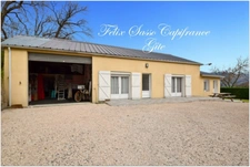 5 minutes from Argelès-Gazost 65400, superb house requiring no work with gîte and panoramic mountain views!