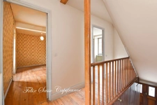 LUZ-SAINT-SAUVEUR (65), village house with great potential, 5 bedrooms, land and terrace