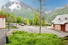 CAUTERETS (65), bel appartement avec pisicine déalement situé, à 5 minutes des télécabines