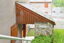 CAUTERETS (65), bel appartement avec pisicine déalement situé, à 5 minutes des télécabines