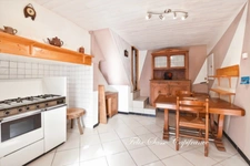  Sazos 65,  maison de village de 70 m² à rénover avec jardin et vue panoramique sur les montagnes !