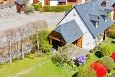 NONE (65), charming cozy 5-bedroom house with exceptional panoramic views!