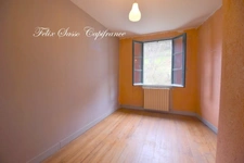 LUZ-SAINT-SAUVEUR (65), maison de village avec grand potentiel, 5 chambres, terrain et terrasse