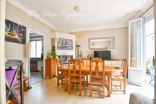 LOURDES (65),belle maison familiale d'environ 203 m2 avec 4 chambres et jardin !