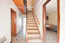 Viella, charming 7-room village house with great potential and panoramic views!