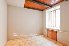 LUZ-SAINT-SAUVEUR (65), maison de village avec grand potentiel, 5 chambres, terrain et terrasse