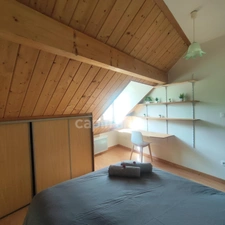 🏡 CHANAZ – Propriété de caractère en bord de canal – 4 logements indépendants – 289 m² habitables sur 5 800 m² de terrain boisé Ensemble Immobilier Unique CHANAZ 