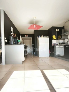 Appartement T4 de 84 m² double terrasse, garage et cave 
