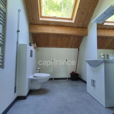 🏡 CHANAZ – Propriété de caractère en bord de canal – 4 logements indépendants – 289 m² habitables sur 5 800 m² de terrain boisé Ensemble Immobilier Unique CHANAZ 