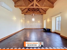Maison de plus de 160 m² avec 3 chambres