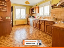 Maison individuelle de plus de 100 m² avec sous-sol et dépendance