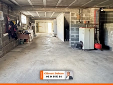 Maison individuelle de plus de 100 m² avec sous-sol et dépendance