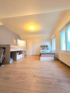 Renovated family home in a quiet and sought-after area (58)
