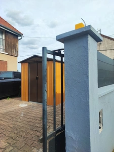 NEVERS – BEL APPARTEMENT 5 PIÈCES DE 120 M² AVEC TERRASSE – IDÉAL INVESTISSEUR OU FAMILLE
