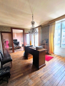 Maison Bourgeoise / Immeuble de caractère – Fort potentiel – Centre-ville de Nevers / sous offre 