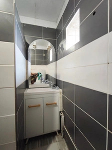 NEVERS – BEL APPARTEMENT 5 PIÈCES DE 120 M² AVEC TERRASSE – IDÉAL INVESTISSEUR OU FAMILLE