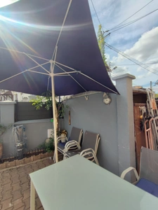 NEVERS – BEL APPARTEMENT 5 PIÈCES DE 120 M² AVEC TERRASSE – IDÉAL INVESTISSEUR OU FAMILLE