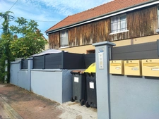 NEVERS – FULLY RENOVATED 80 SQM APARTMENT WITH COVERED TERRACE – IDEAL FOR INVESTORS  
