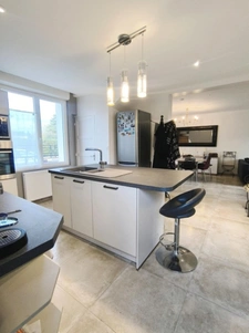 Renovated family home in a quiet and sought-after area (58)