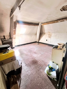 Maison Bourgeoise / Immeuble de caractère – Fort potentiel – Centre-ville de Nevers / sous offre 