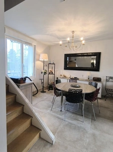 Renovated family home in a quiet and sought-after area (58)