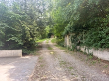 Propriété de charme avec installations équestres sur plus de 3 500 m² à Plailly (60)