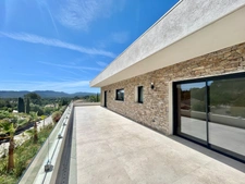 Contemporary villa of 155m² + garage and swimming pool - 2025 - Exceptional panoramic view - La Motte