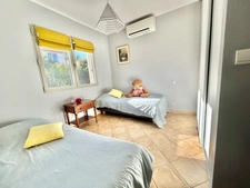 House for sale, 6 rooms, SAINT AYGULF (83)