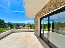 Contemporary villa of 155m² + garage and swimming pool - 2025 - Exceptional panoramic view - La Motte