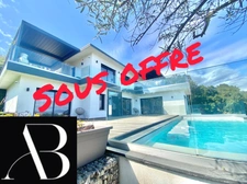 Maison à vendre 6 pièces proche de SAINT AYGULF (83)