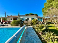 VILLA RÉNOVÉ DE 127m2  - PISCINE - GARAGE - GRAND TERRAIN 