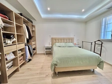 House for sale, 12 rooms, PUGET SUR ARGENS (83)