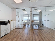 ANNEMASSE – BUREAUX 70 m² – 4 BUREAUX – 2 PARKINGS – GARE & TRAM À PIED