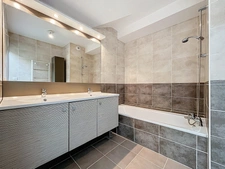 Appartement à vendre 4 pièces VILLE LA GRAND (74)