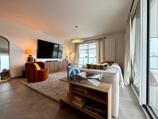 CRANVES-SALES – GRAND T3 DE 77 M² AVEC TERRASSE DE 47 M² EXPO SUD-OUEST