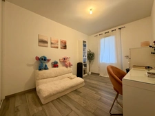 CRANVES-SALES – GRAND T3 DE 77 M² AVEC TERRASSE DE 47 M² EXPO SUD-EST